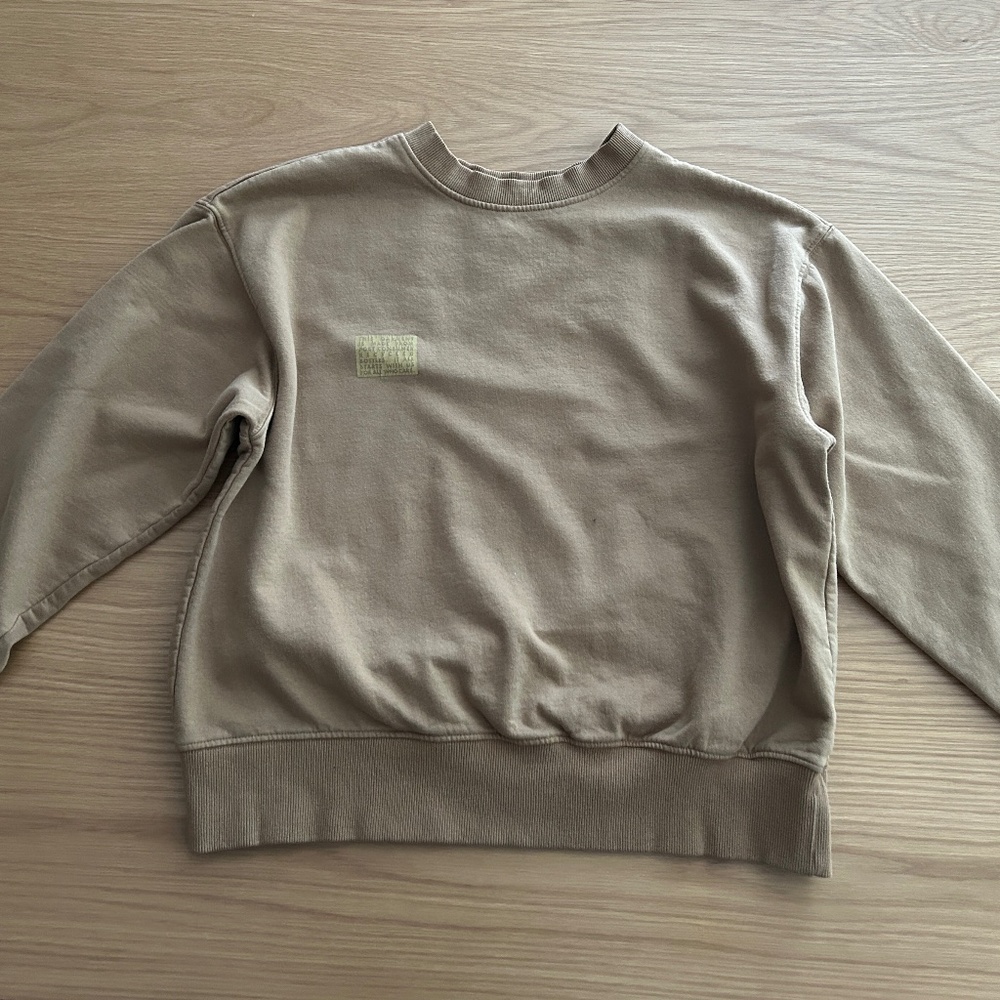 Noize crewneck sweater